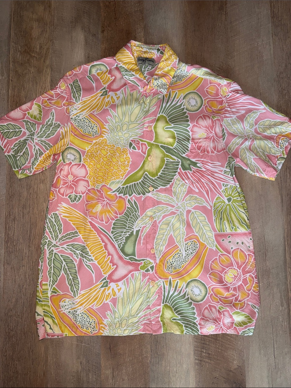 Kenny Flowers Men’s Large Hawaiian Button-Down Tropical Print
